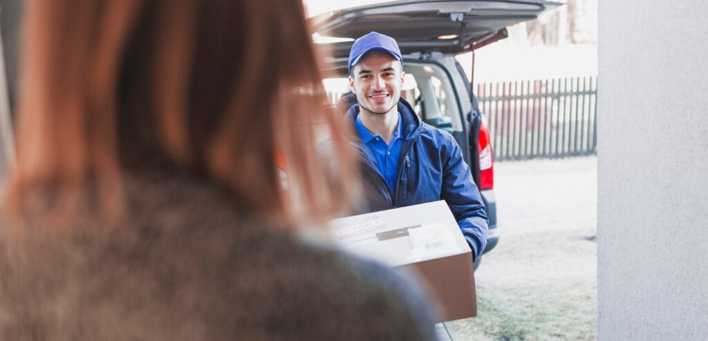 Happy Courier Delivery